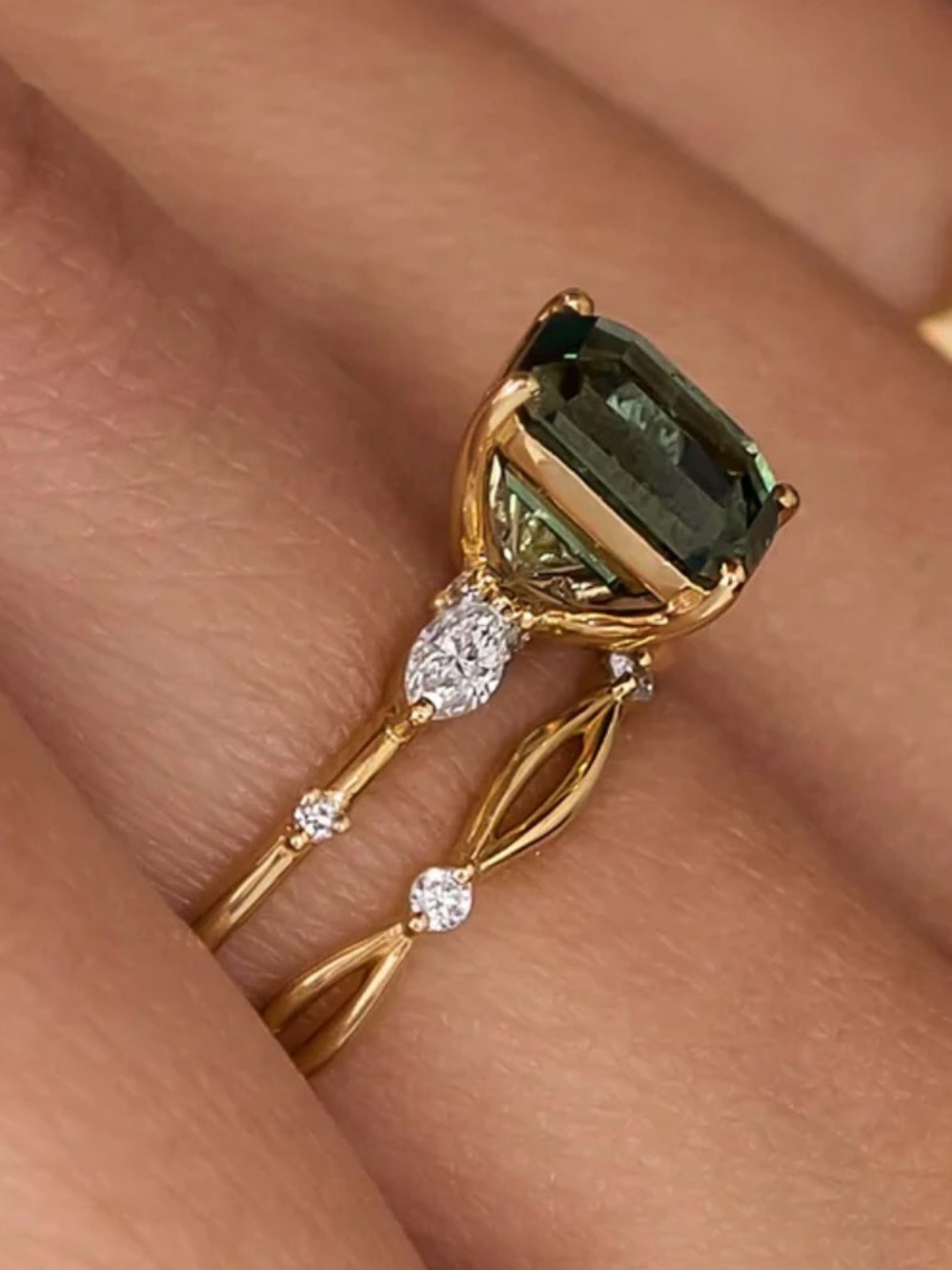 Melanie Casey Collide Band in rose gold